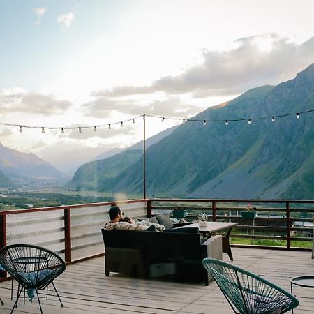 Alpenhaus Kazbegi Hotel & Restaurant Dış mekan fotoğraf