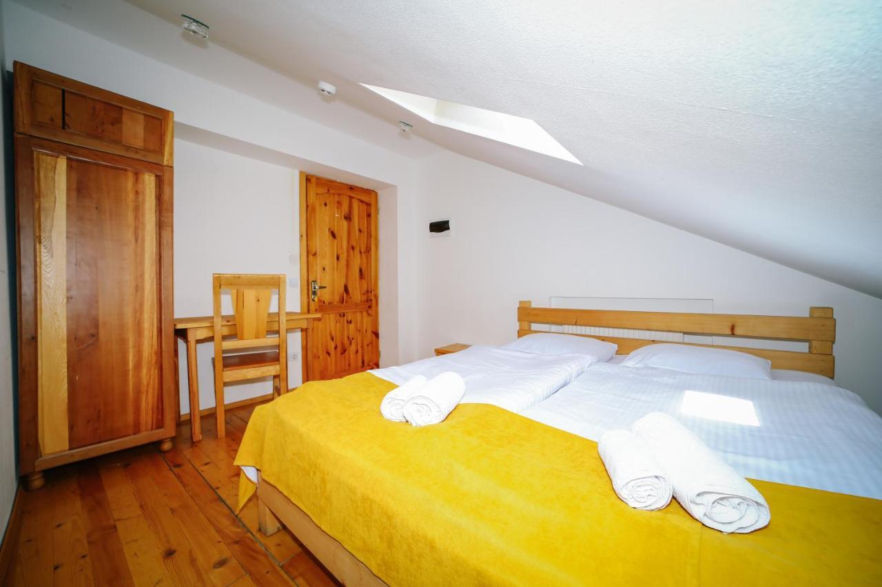 Alpenhaus Kazbegi Hotel & Restaurant Dış mekan fotoğraf